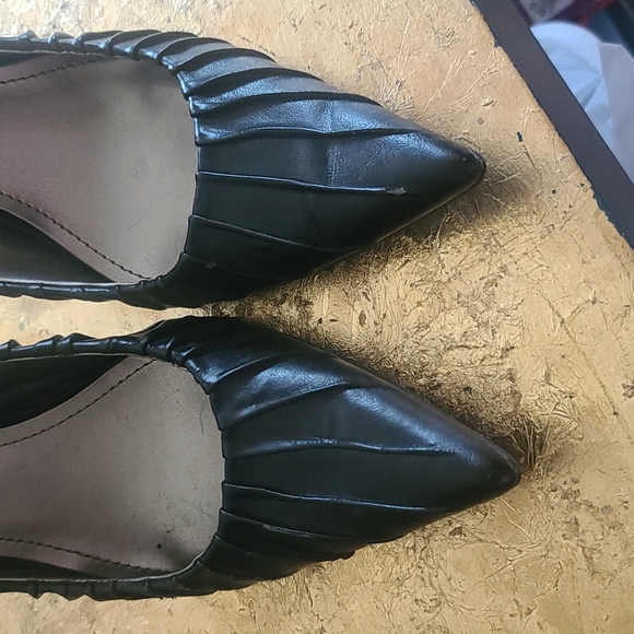 Elle Georgian Black Pointed Toe Stiletto | Heel | Pump| Size 7.5| - Picture 6 of 12